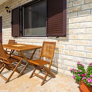 Olivera Apartman Trogir